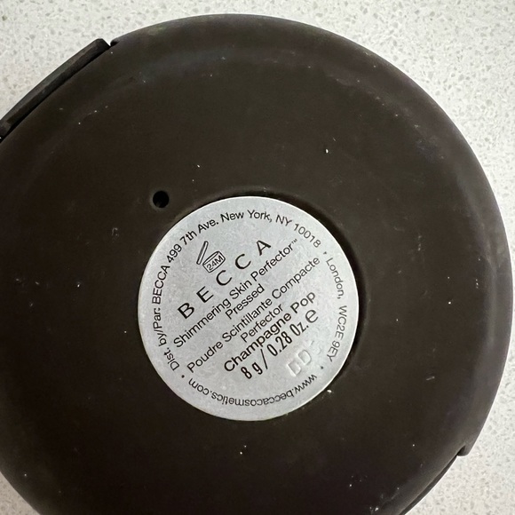 BECCA Shimmering Skin Perfector Pressed Highlighter - Picture 4 of 4